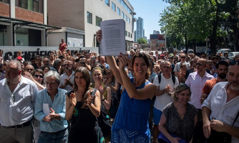 La RAICyT entrega un petitorio al Directorio del CONICET, en defensa del sistema científico tecnológico nacional